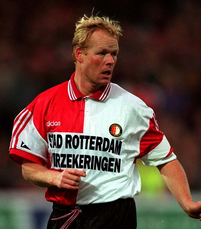 上田綺世が移籍！名門フェイエノールト「教えてあげたい6つのユニフォーム」｜写真7