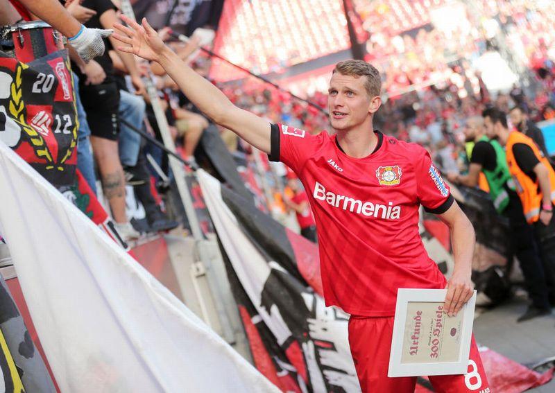 ウイイレ2020「フィジカル最強の守備的MF」ベスト10｜写真2