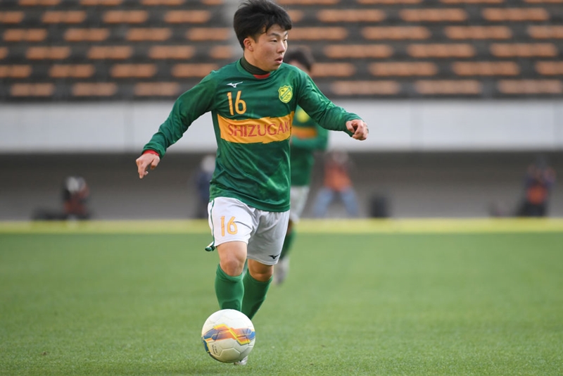 本田！鎌田！ガンバ大阪のジュニアユース→高校他でプロとして成功した「最強イレブン」がこれ｜写真10