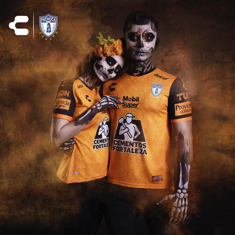 美と恐怖の世界！メキシコの5チーム「死者の日ユニフォーム」が強烈だけどクセになる｜写真14