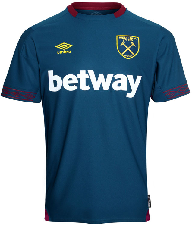 ウェストハム、「クラシック」な2018-19新ユニフォームを発表！｜写真5