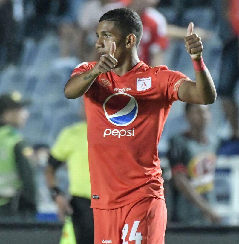 ウイイレ2020「スピード最強の攻撃的MF」TOP10｜写真6