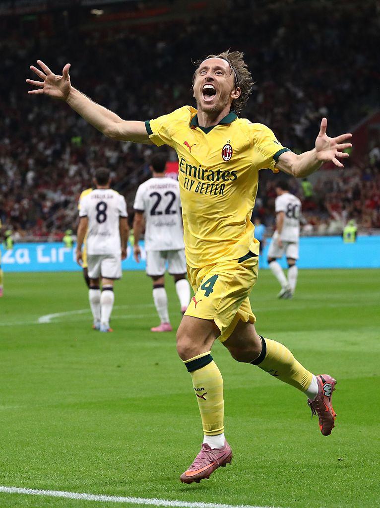 1990年代以降で選ぶ「最強のセンターMF」5名｜写真4