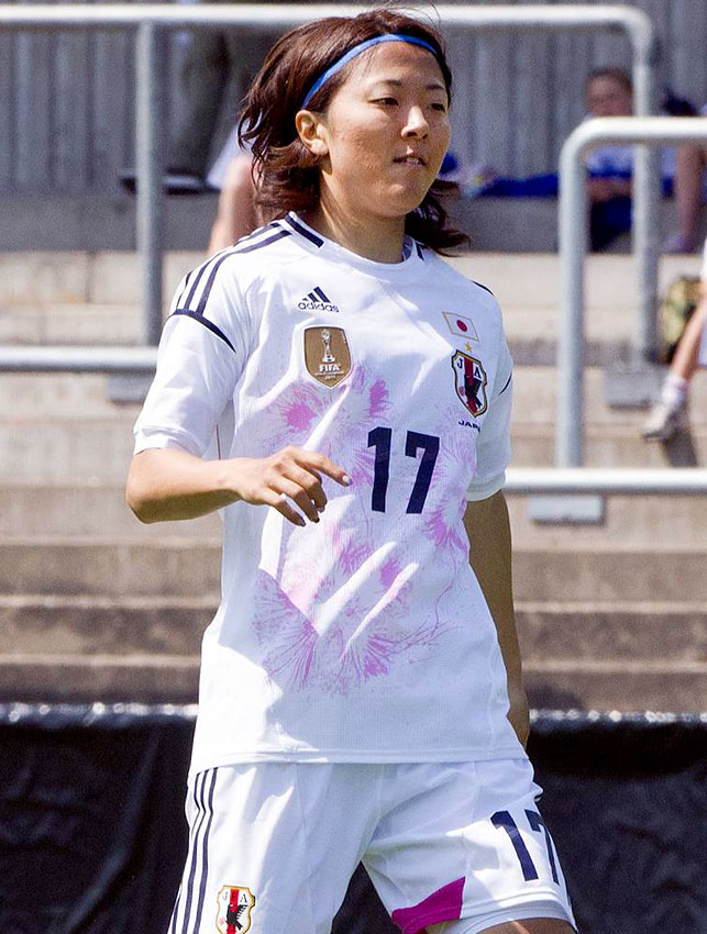 なでしこジャパン、世界に誇れる「美しきユニフォーム」5選｜写真5