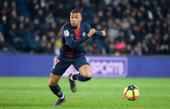  「サッカー界でヤバい最強の爆速スターTOP10」｜写真10