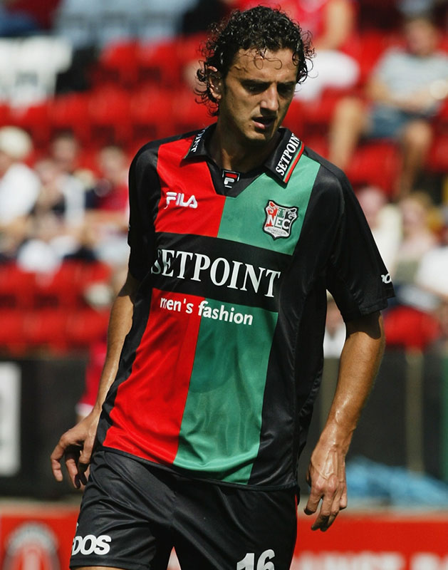 小川航基も着る？オランダ1部NEC、23-24新ユニフォームは懐かしき「90年代スタイル」｜写真4