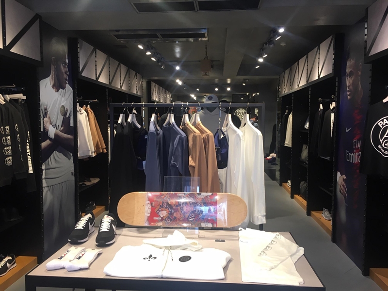 何故、パリ・サンジェルマンはオシャレなのか？東京のストアからひも解く｜写真11