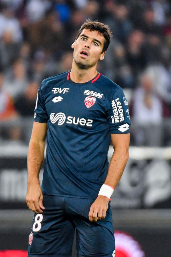 ナスリ、ベンゼマ…「NEXTジダン」になれなかった7名の天才選手たち｜写真7