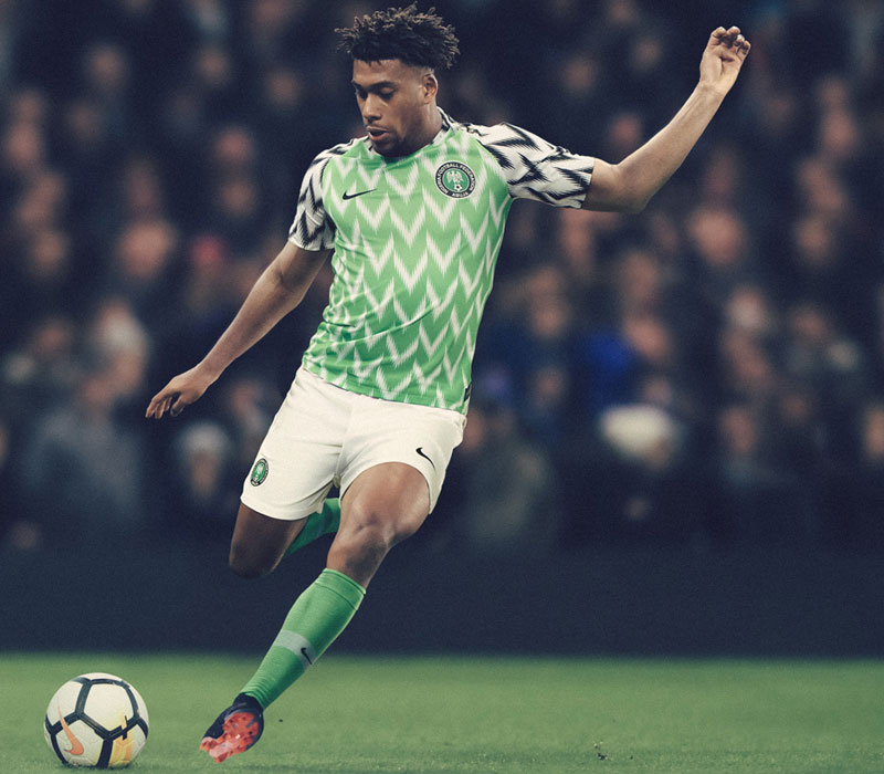 「W杯出場全32か国ユニフォームランキング！全64着を格付け」｜写真25