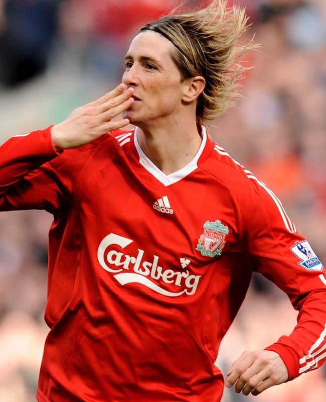 エンブレムを「前のデザインに戻してほしい」9つのチーム｜写真23