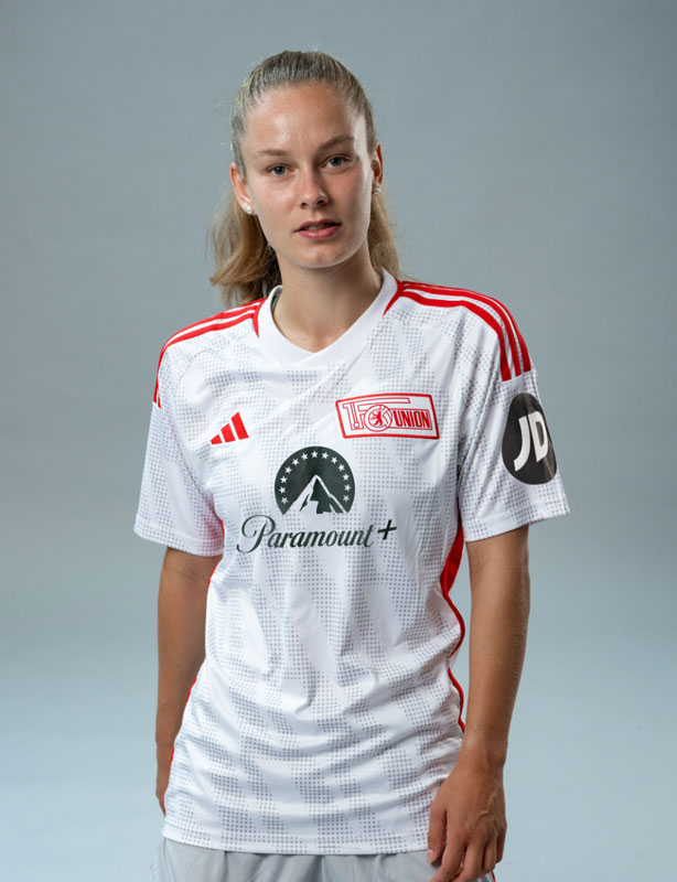 CL初出場ウニオン、今季ユニの胸ロゴはインテルと同じ『Paramount+』に！“急な変更”の理由は価値高騰か｜写真5