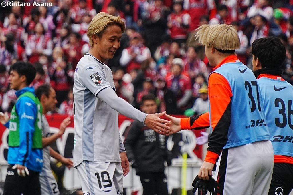 J1ファジアーノ岡山MF嵯峨理久「先輩だろうが勝たないといけない」、浦和レッズMF松尾佑介との初の真剣勝負の行く末｜写真5