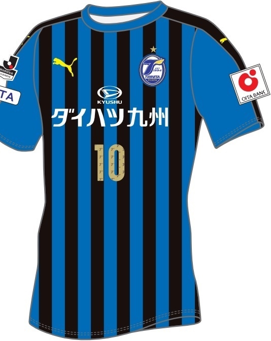 大分トリニータ、2018新ユニフォームを発表！驚きのストライプ柄｜写真1