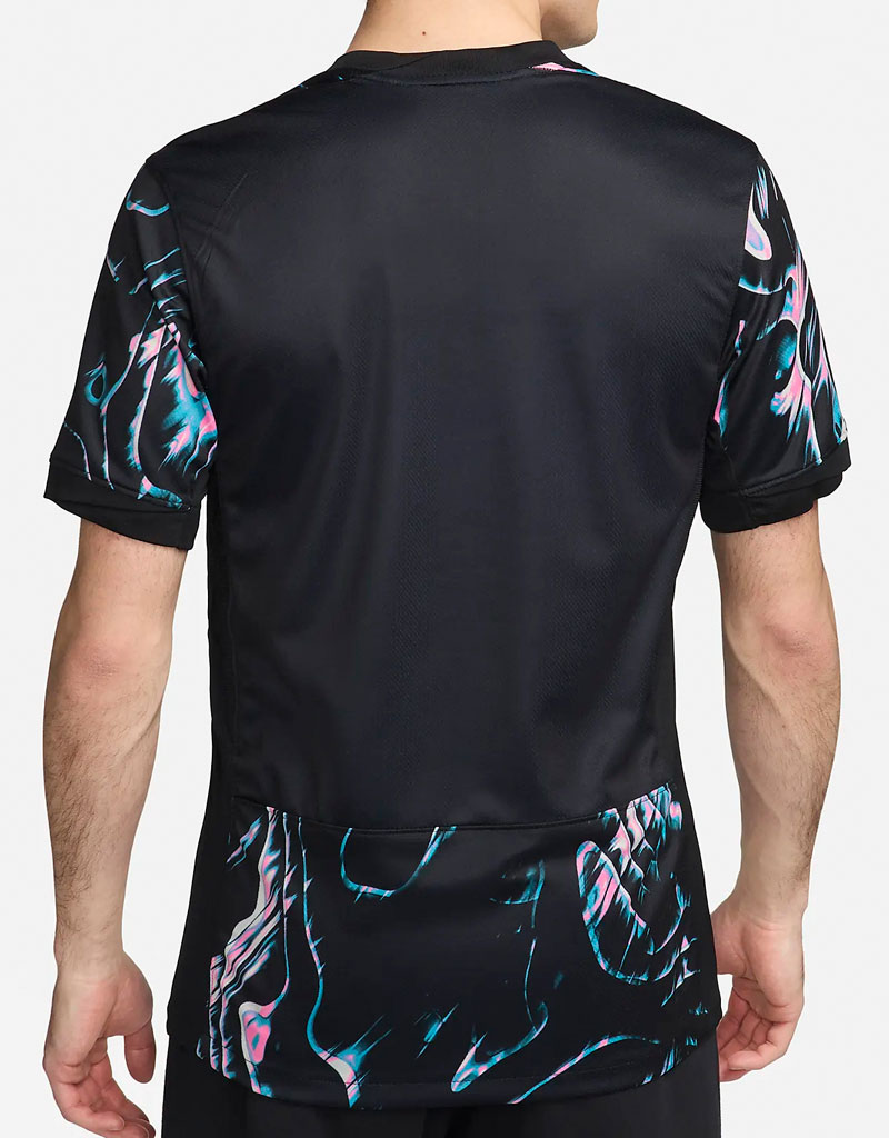 異彩放つ攻めのデザイン！？韓国代表が2024新ユニフォームを発表 「伝統的な建築と工芸品」に触発｜写真6