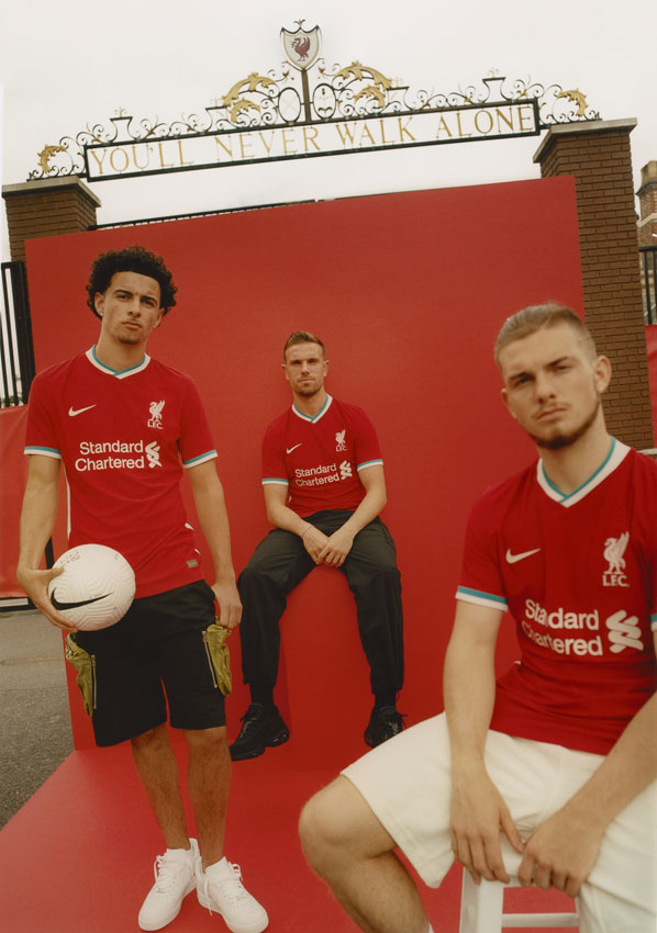 サッと見れる！欧州ビッグクラブ「2020-21ホームユニフォーム」まとめ｜写真6