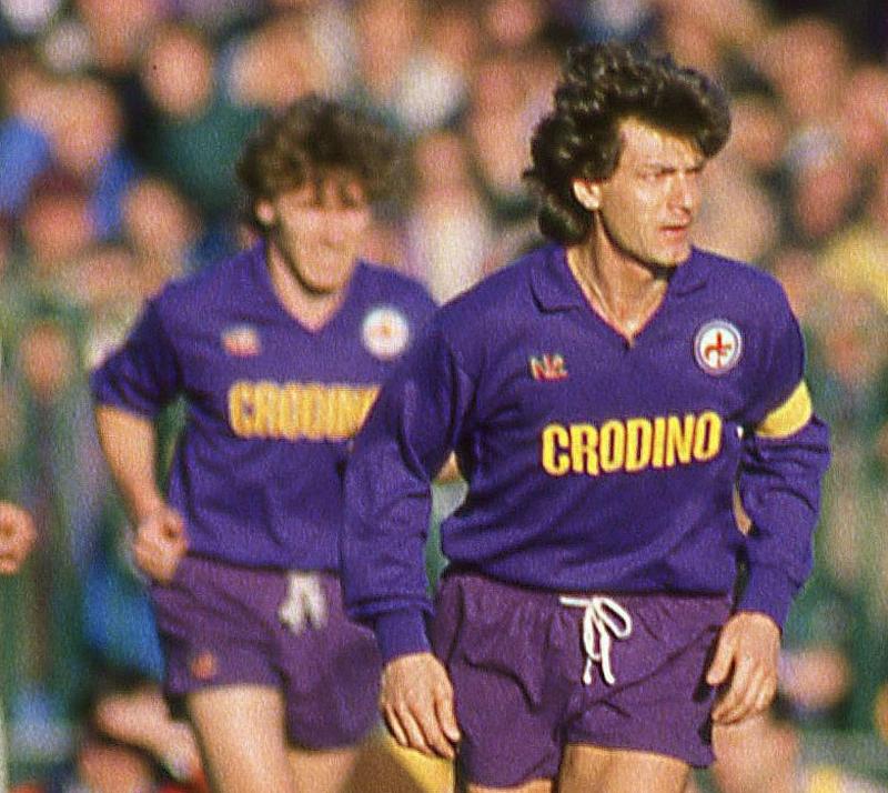 「フィオレンティーナ×Kappa」に美しき“限定”レトロジャージが登場　プレミアム感ある豪華ボックス入り｜写真5