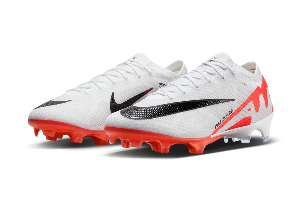 日本代表、選手が「いま履いているスパイク」はこれ（2024年3月シリーズ北朝鮮戦）｜写真8