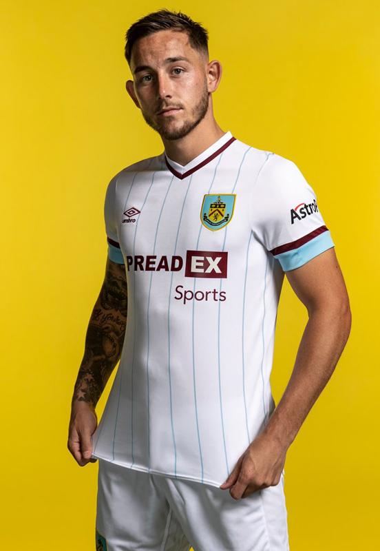 独断と偏見で選ぶ！プレミアリーグ21-22「最高にかっこいいユニフォーム」10選｜写真6