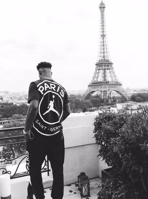 大人気ジョーダン×PSG、売り切れ続出のコラボアイテムを紹介！「発売前」ウェアも｜写真24