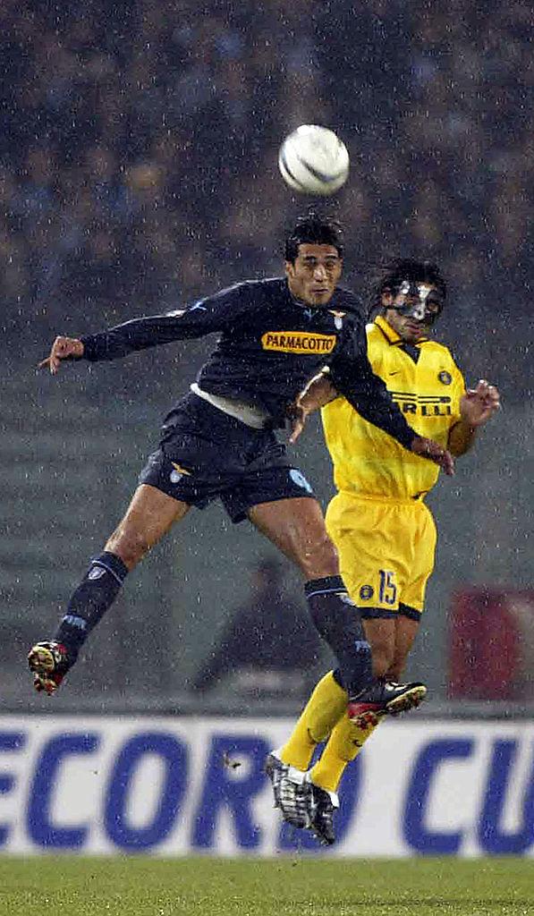 日本でロナウド＆PSGと対戦のインテル！「2003-04無冠シーズン」のベストイレブン｜写真4