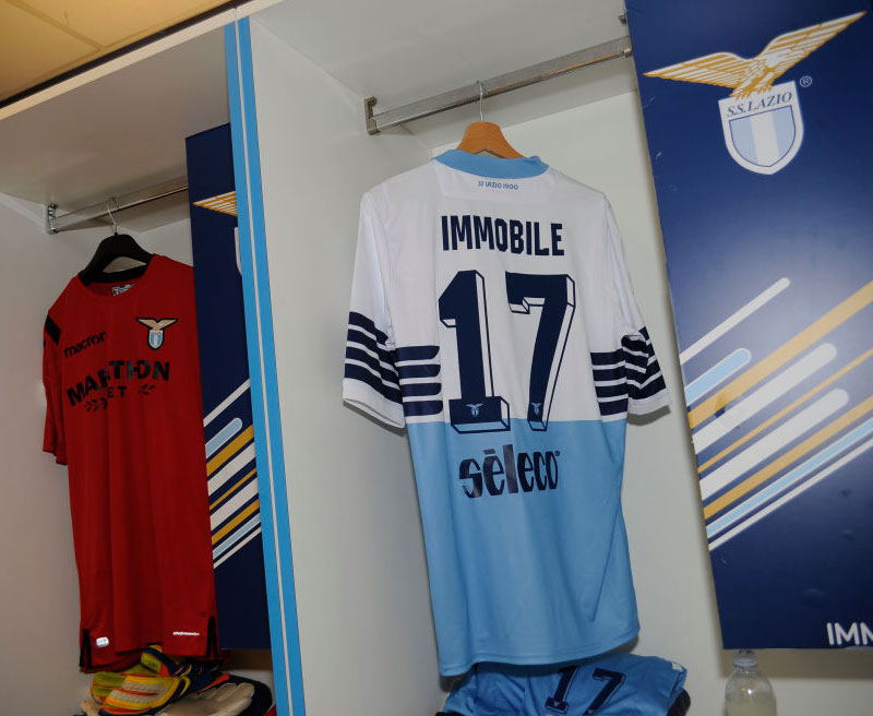 ラツィオ、80年代テイストの2018-19ユニフォームが登場！ネームナンバーも掲載｜写真10