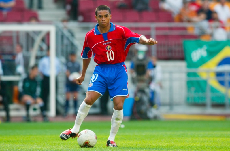 2002年日韓W杯、全代表チームの「背番号10」を振り返る｜写真9