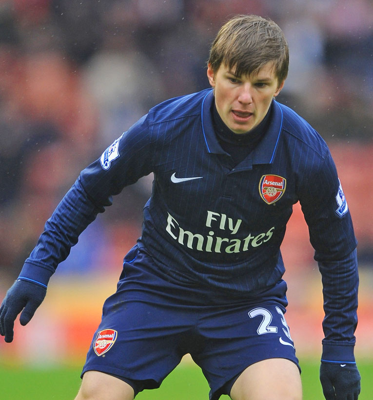 アーセナル、最高にイケてる「アウェイとサードユニフォーム」7選｜写真5