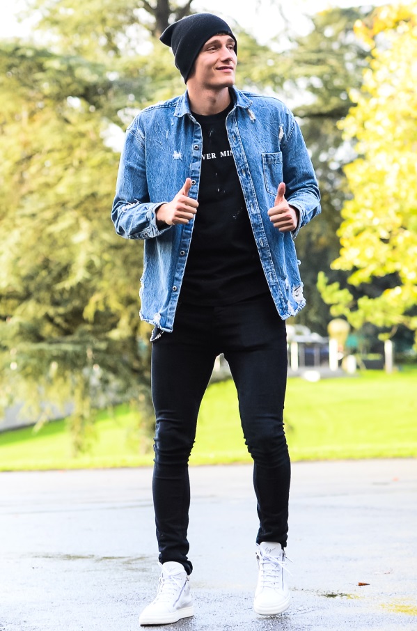 カンテがおしゃれ化？フランス代表選手たちの「冬私服」がこれ｜写真9