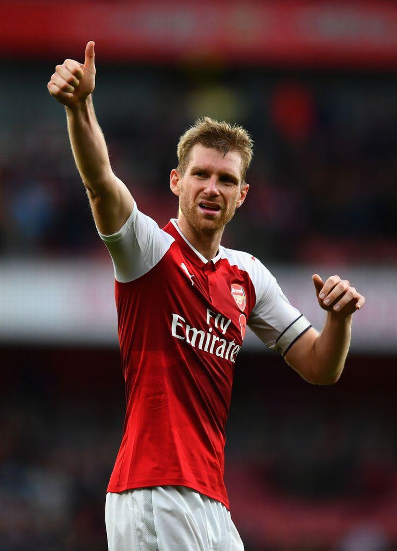 「ソル・キャンベル退団後にアーセナルに来たCB」最高と最悪の5名｜写真3