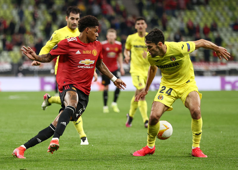 躍進ビジャレアル！「強者の欧州カップ戦ユニフォーム」5選｜写真9