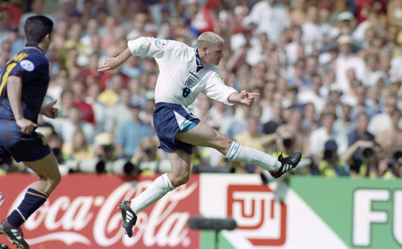 EURO伝説ユニ！1996年イングランド代表、ガスコイン「神ボレー」ユニフォーム｜写真4