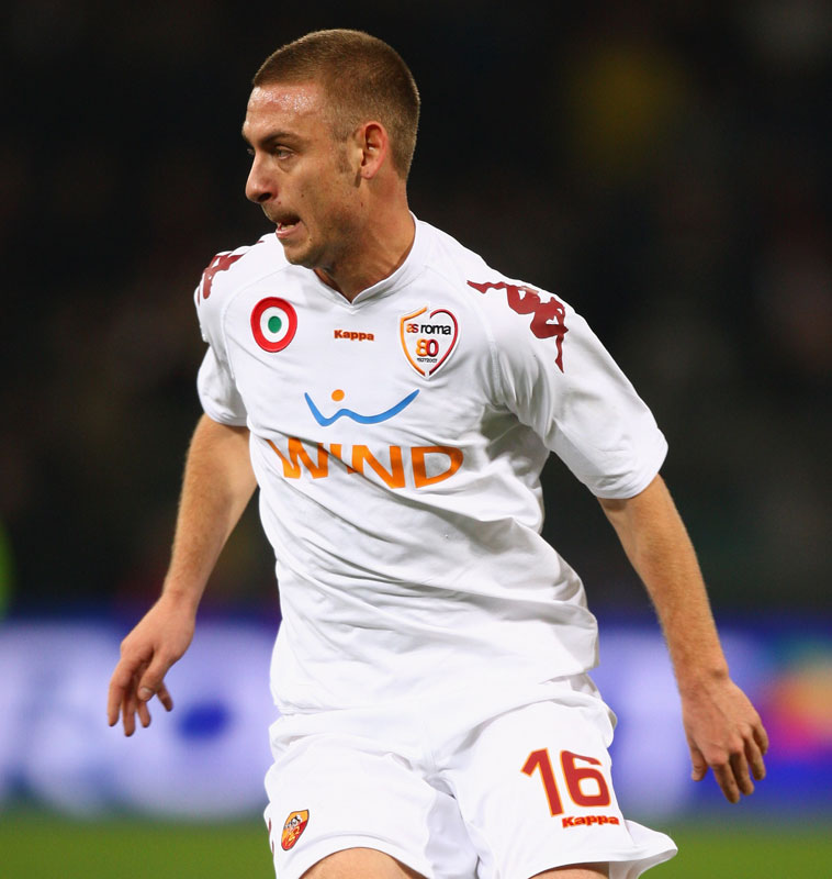 UECL決勝！ローマとフェイエノールト、懐かしの「名作ユニフォーム」｜写真4