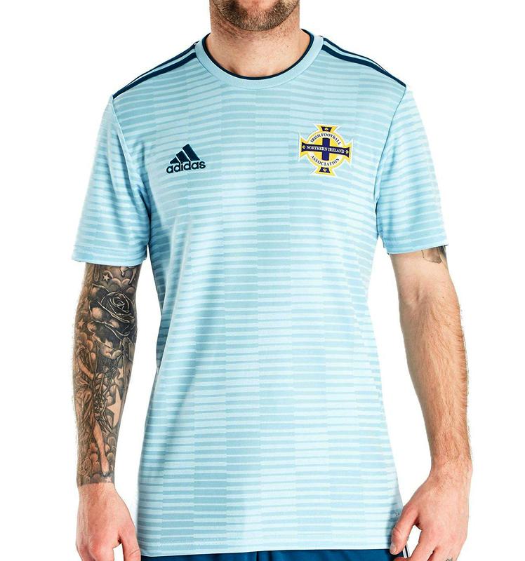 体温も下がりそうな「涼しげで青いユニフォーム」8選｜写真3