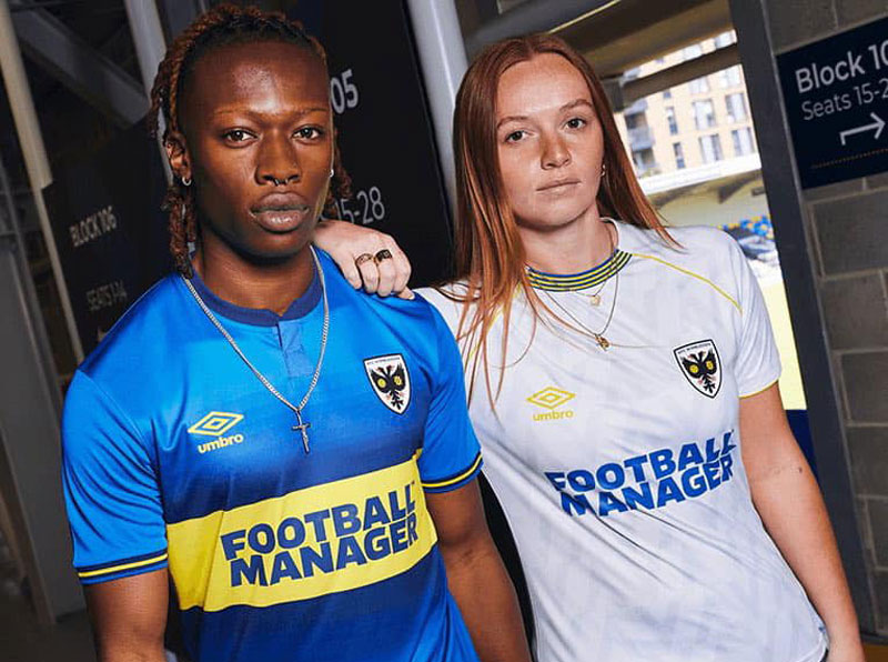 ウィンブルドン、今季も『FOOTBALL MANAGER』が胸ロゴ！4部チームと人気サッカーゲームの“知られざる歴史”に迫る｜写真8