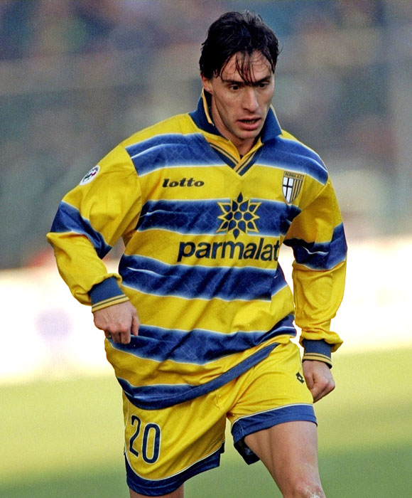 今日は成人の日！1998-99「忘れ難い20年前のユニフォーム」｜写真8