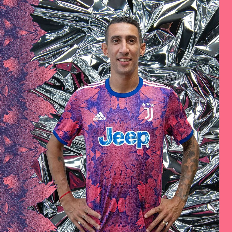 ユヴェントス、22-23新サードユニフォーム発表！「万華鏡の世界」を描く｜写真8