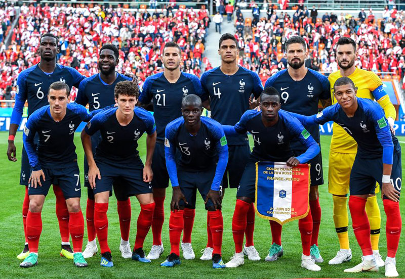 24チームがシャツを変更！Ｗ杯全チーム「集合写真まとめ」GS第2節｜写真11