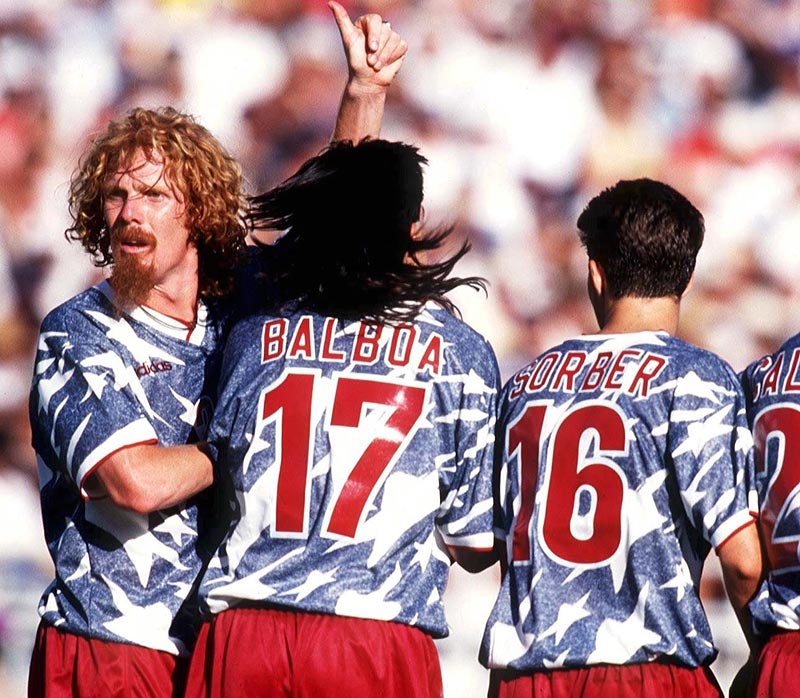 グラミー賞で話題！「This Is America」なユニフォーム｜写真5