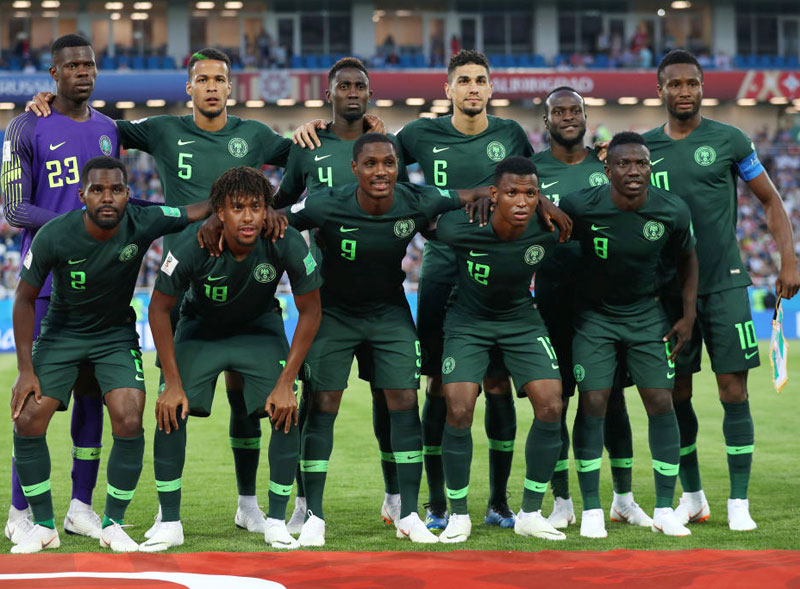 マニアは永久保存版！Ｗ杯全チーム「集合写真まとめ」GS第1節｜写真16