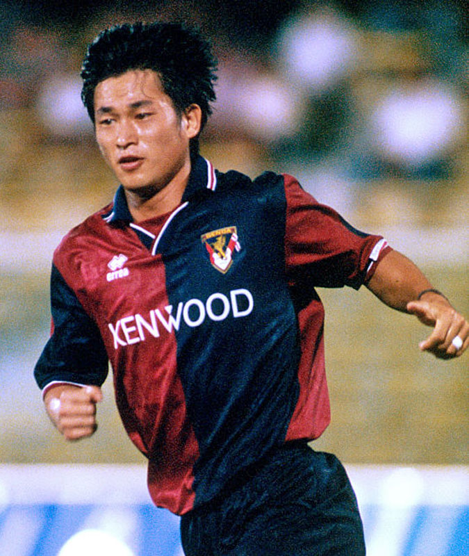 鎌田大地も仲間入り？セリエA「日本人選手のユニ」を覚えているか｜写真10