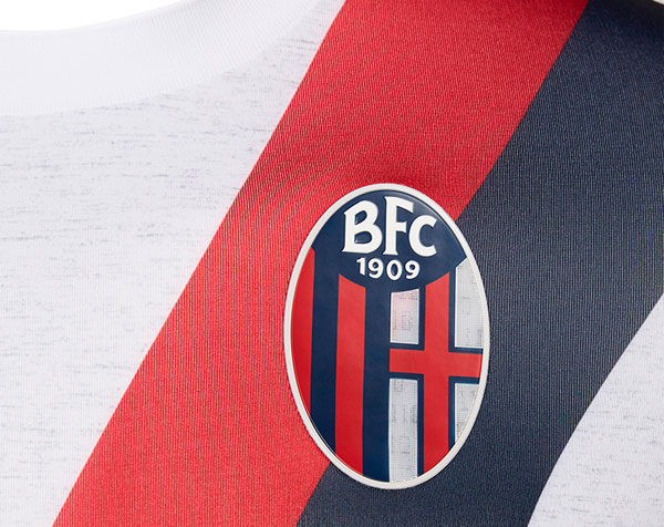 冨安健洋の新天地！ボローニャが2019-20新ユニフォームを発表｜写真6