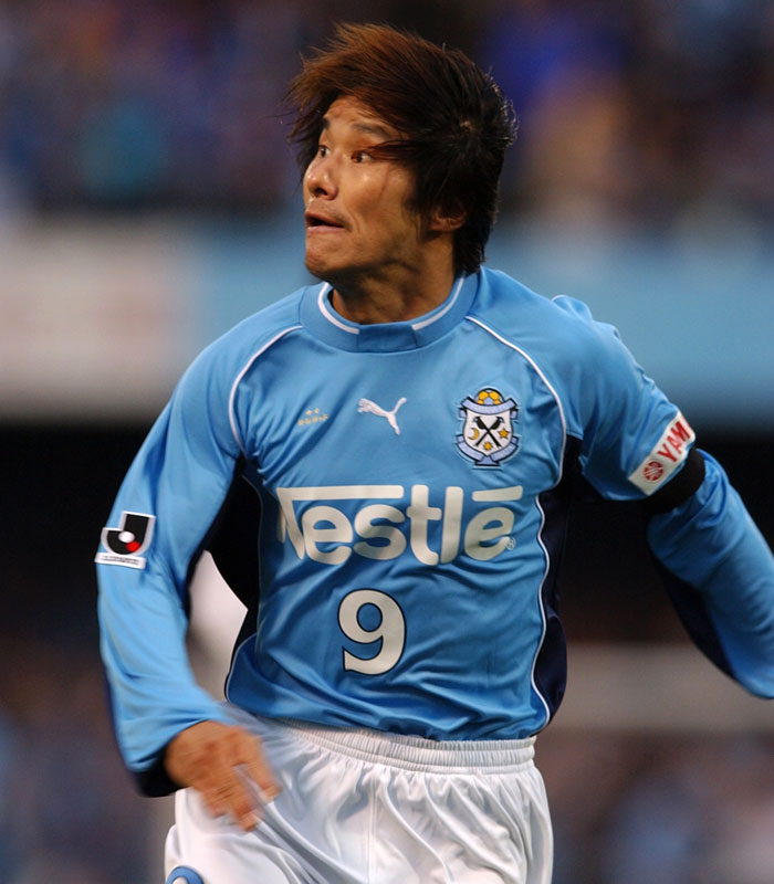 伝説の“袖なし”も！PUMA「2000年代の傑作ユニフォーム」10選｜写真5