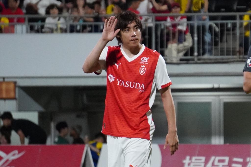 日本代表FW伊東純也、”古巣”柏レイソル戦取材のQoly編集部撮影写真を公開｜写真17