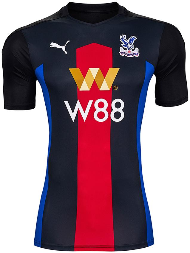 クリスタル・パレス、2020-21新ユニフォームを一挙発表！でも「全部色違い」｜写真7