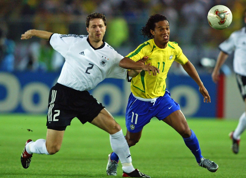 QUEEN人気再燃！あの「最強アンセム」が聞こえてきそうなユニフォーム｜写真5