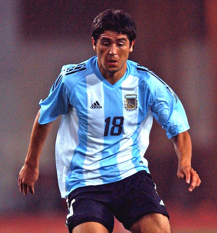 今でも欲しいぞ！“来日”強豪国が「日本代表戦で着た」ユニフォーム7選｜写真9