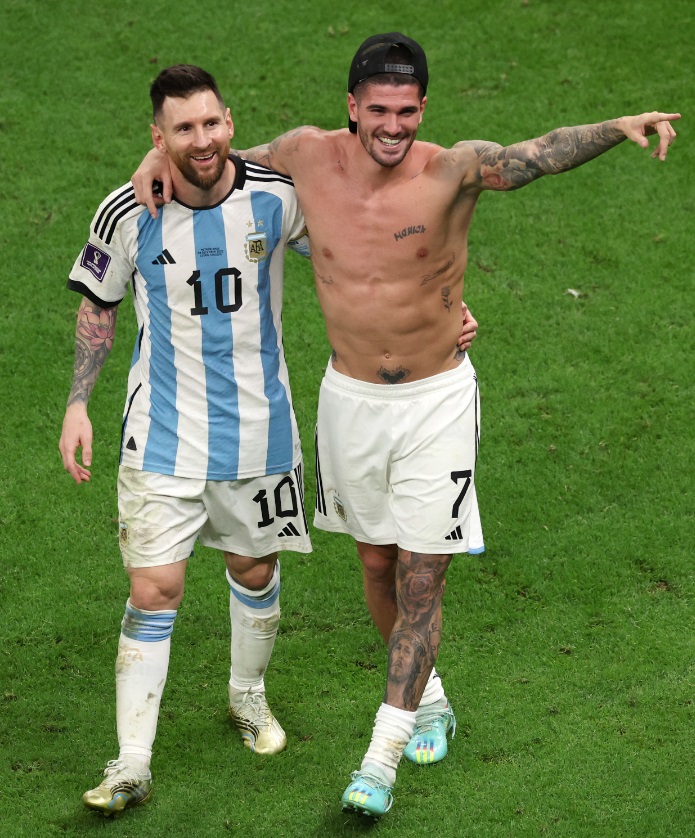 キャプ翼にピカチュウも！W杯アルゼンチン代表のタトゥーがすごい選手たち｜写真5