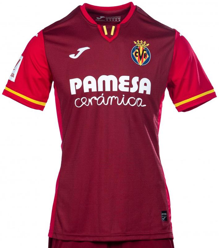 ビジャレアル、ホームからサードまで23-24新ユニを発表！“青多め”に懐かしさ漂う｜写真3