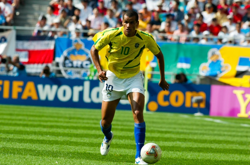 2002年日韓W杯、全代表チームの「背番号10」を振り返る｜写真7