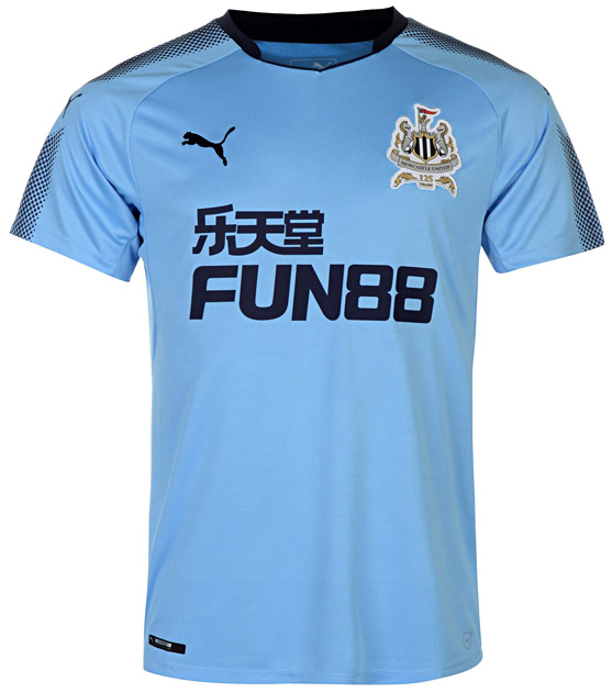 ニューカッスル、125周年記念エンブレムの2017-18新ユニフォーム！｜写真5